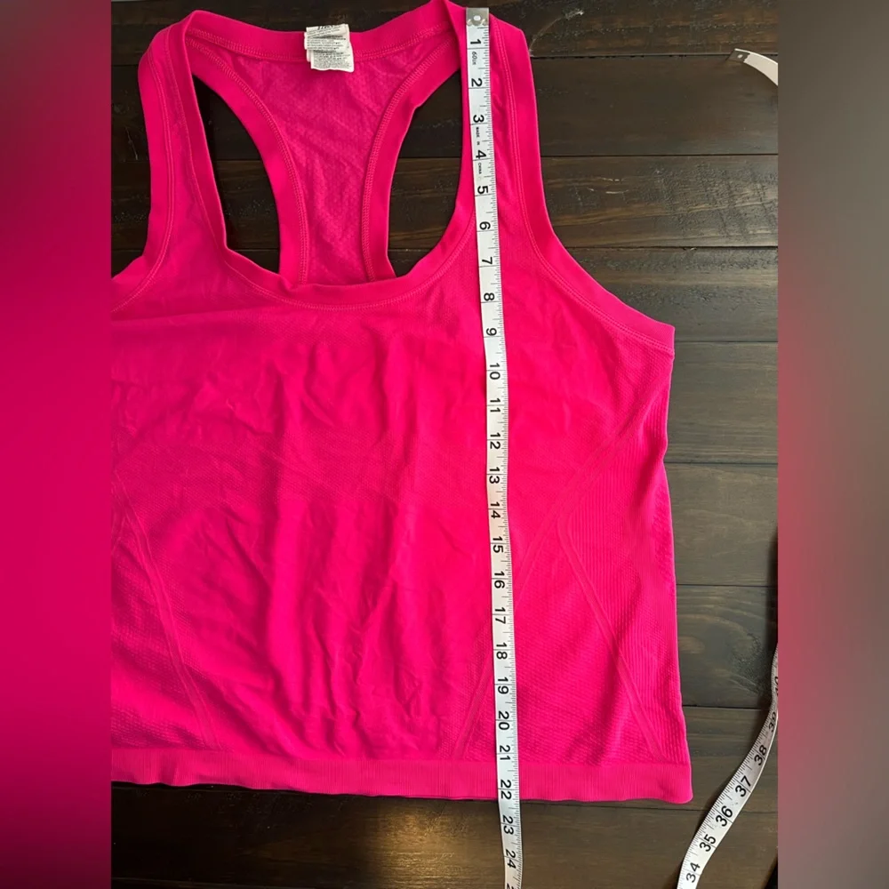 Athleta Momentum Seamless Sport Length Tank XL - Picture 6 of 10